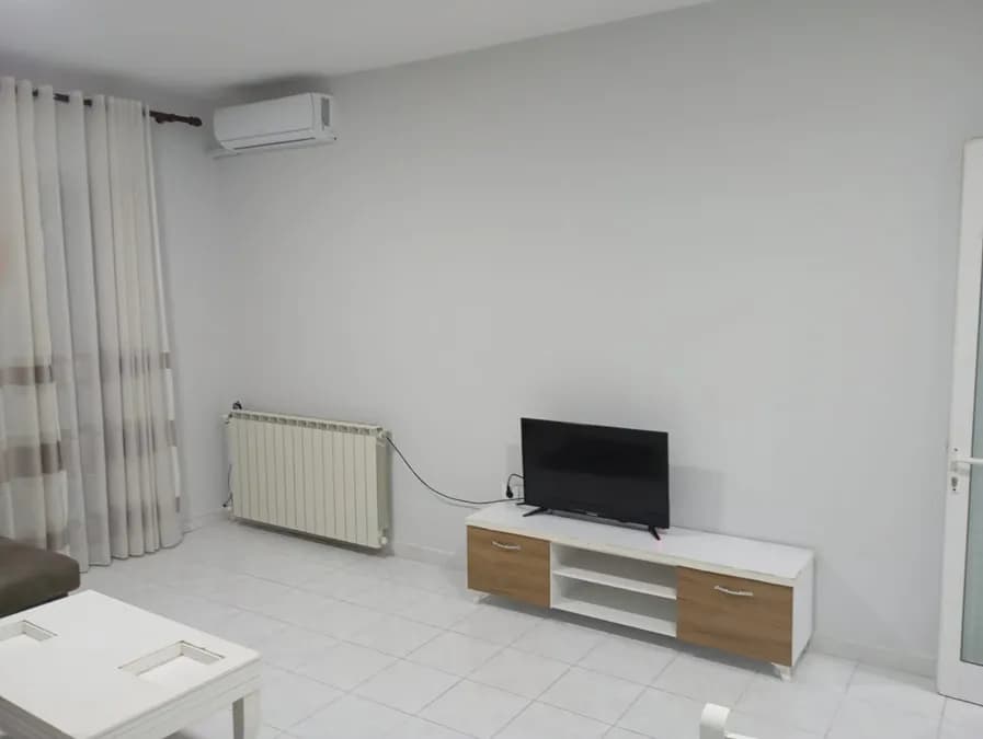 Apartment to rent Komuna e Parisit - Kristal Center (Tirana - city) 3