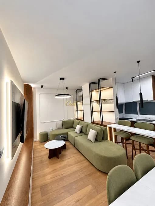 STACIONI I TRENIT APARTAMENT PER QERA 2+1