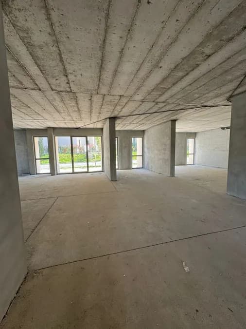 Business building to rent Dry Lake - Botanical Garden - Zoo (Tirana - city) 2
