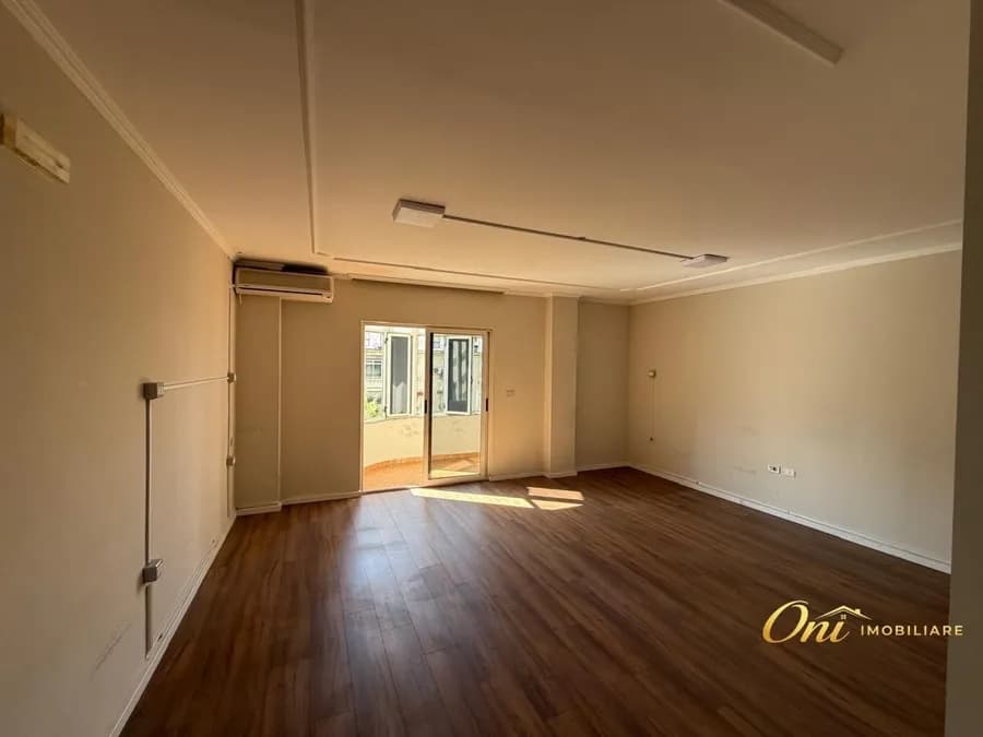 Office to rent Wilson Square (Tirana - city) 4
