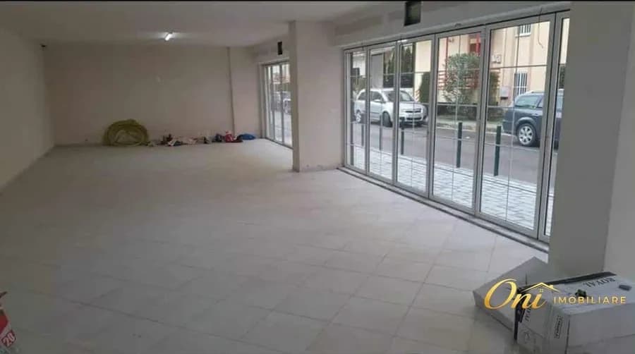 Store to rent Dry Lake - Botanical Garden - Zoo (Tirana - city) 2