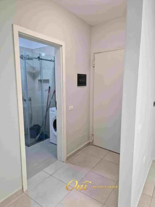Office to rent Kavaja Str. - 21 Dhjetori (Tirana - city) 2