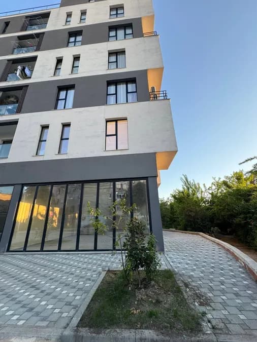 Store to rent Ali Demi (Tirana - city)