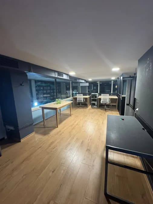 Office to rent Kavaja Str. - 21 Dhjetori (Tirana - city) 4