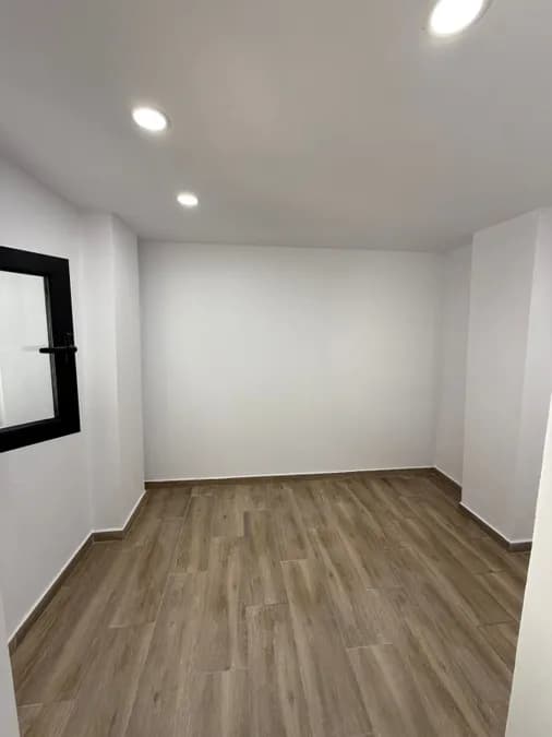 Business to rent Ali Demi (Tirana - city) 2