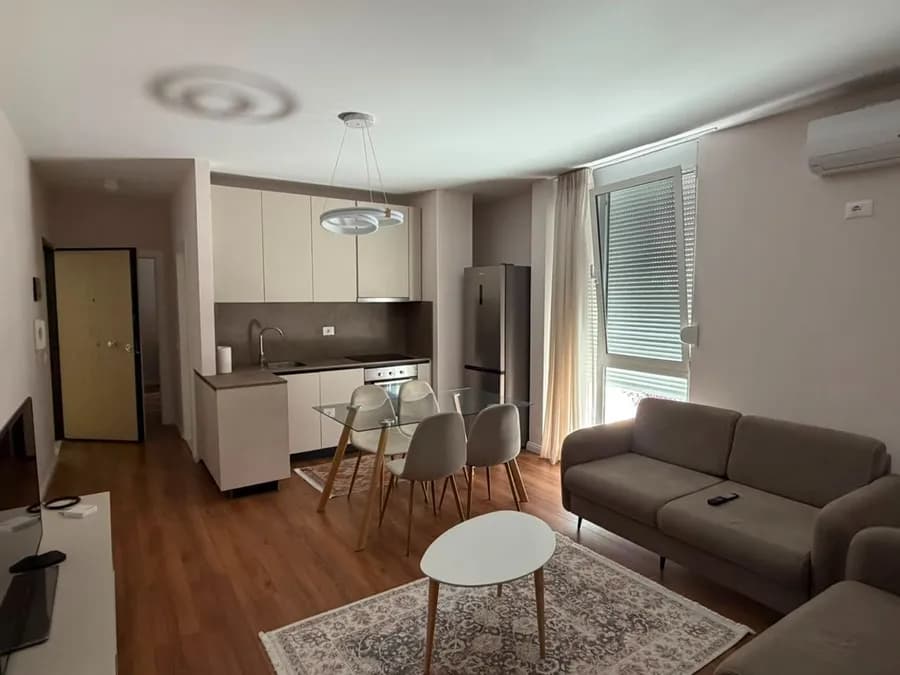 Apartment to rent Center (Tirana - city)