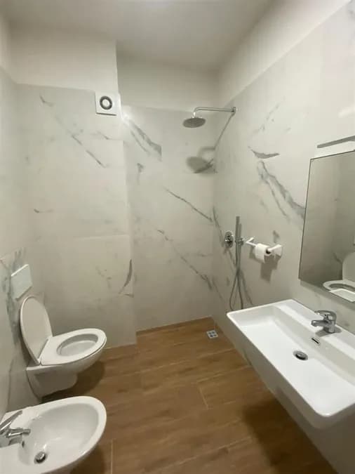 Office to rent Artificial Lake - Kosovars Str. (Tirana - city) 3