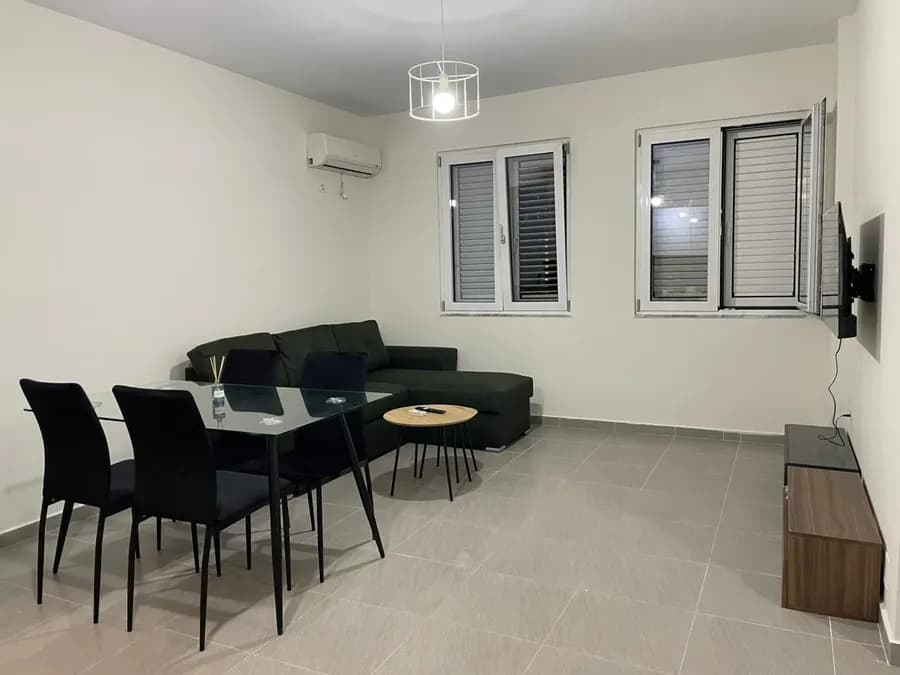 Apartment to rent Komuna e Parisit - Kristal Center (Tirana - city) 2
