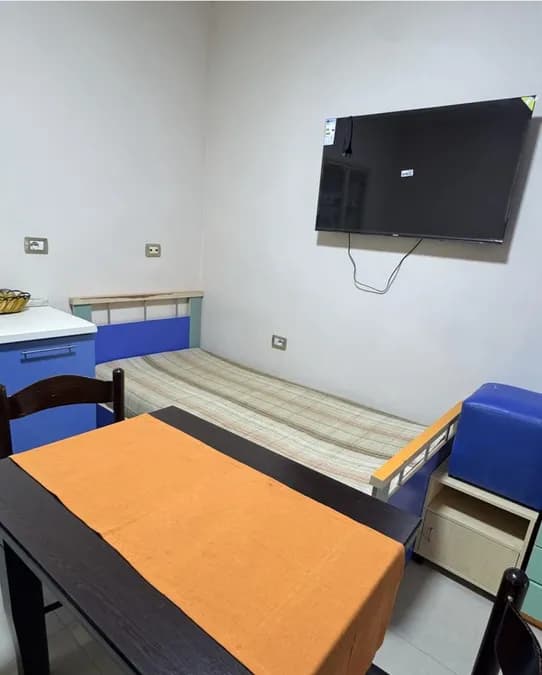 Studio Flat to rent 5 Maji Str. - Siri Kodra - Durresi Restaurant (Tirana - city) 2