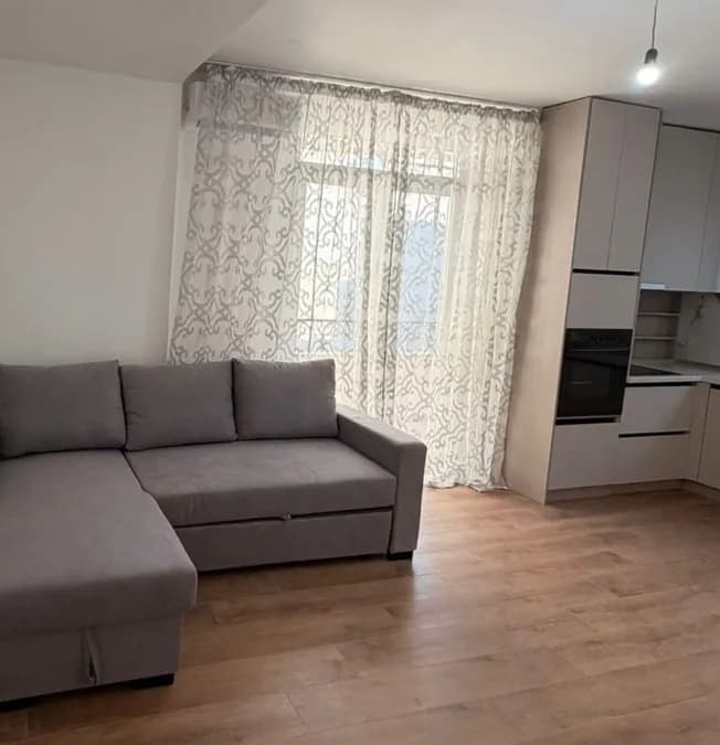 Apartment to rent Wilson Square (Tirana - city)