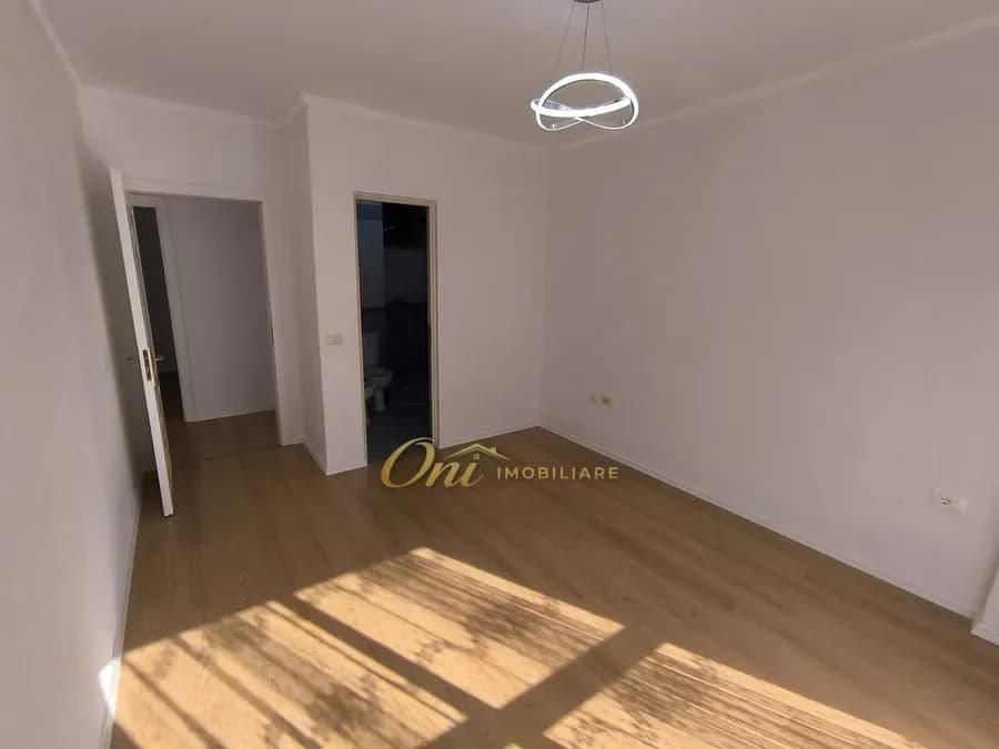 FRESK SHITET APARTAMENT 2+1