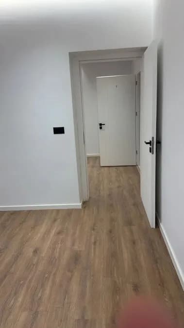 Office to rent Vasil Shanto - KESH (Tirana - city) 3
