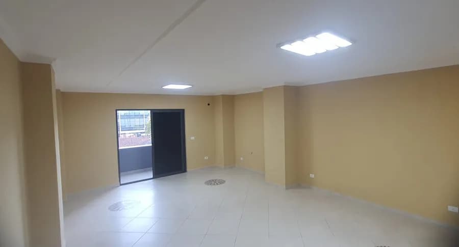 Office to rent Kavaja Str (Tirana - city) 2