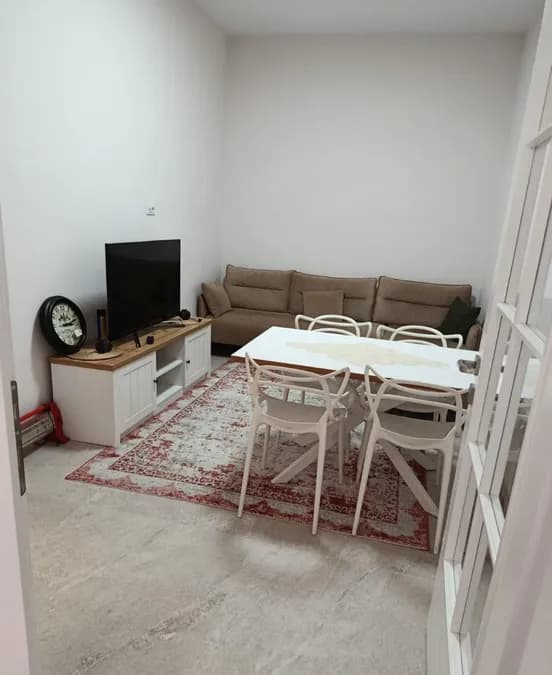 Apartment to rent New Tirana - Petro Nini Luarasi - Guard (Tirana - city)
