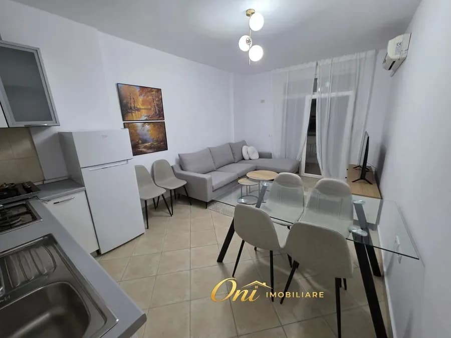Apartament për qira Tiranë - qyteti