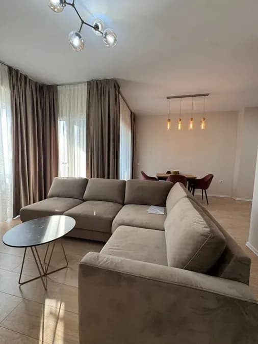 Apartament për qira Tiranë - qyteti