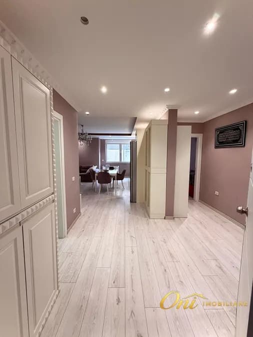 Apartment for sale Komuna e Parisit - Kristal Center (Tirana - city) 2