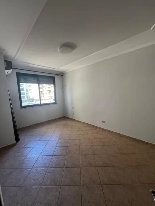 Office to rent Shallvaret - Exhibition - Gjergj Fishta Blvd. (Tirana - city)