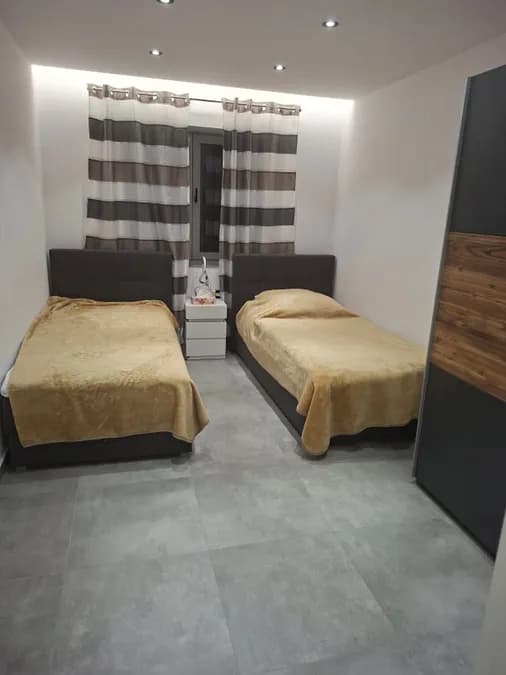 Apartment to rent Komuna e Parisit - Kristal Center (Tirana - city) 3