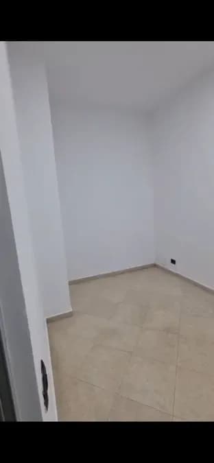 Zyrë për qira Rr. Myslym Shyri (Tiranë - qyteti)
