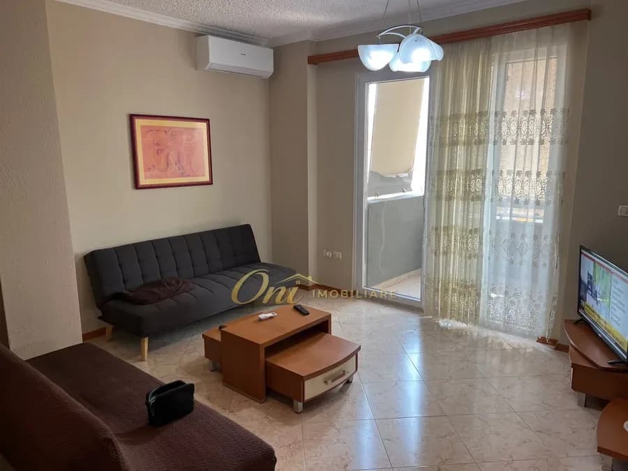 RRUGA E KOSOVAREVE, APARTAMENT PER QERA