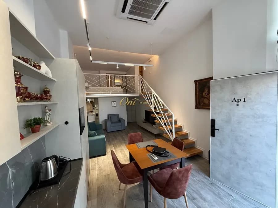 ALI DEMI, JEPEN DY APARTAMENTE PER AIRBNB ME QERA