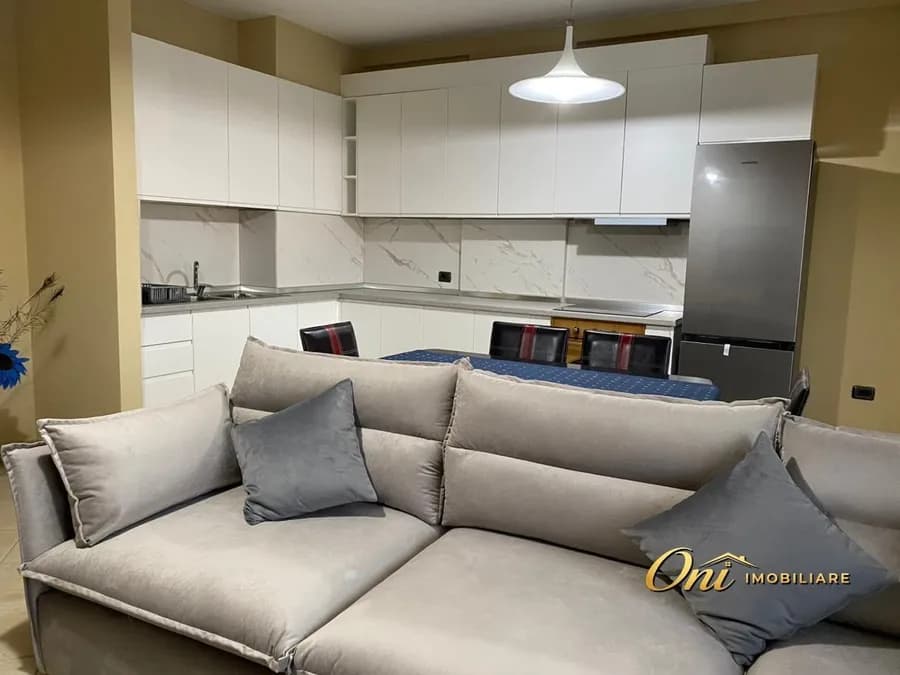 Apartment to rent Center (Tirana - city)