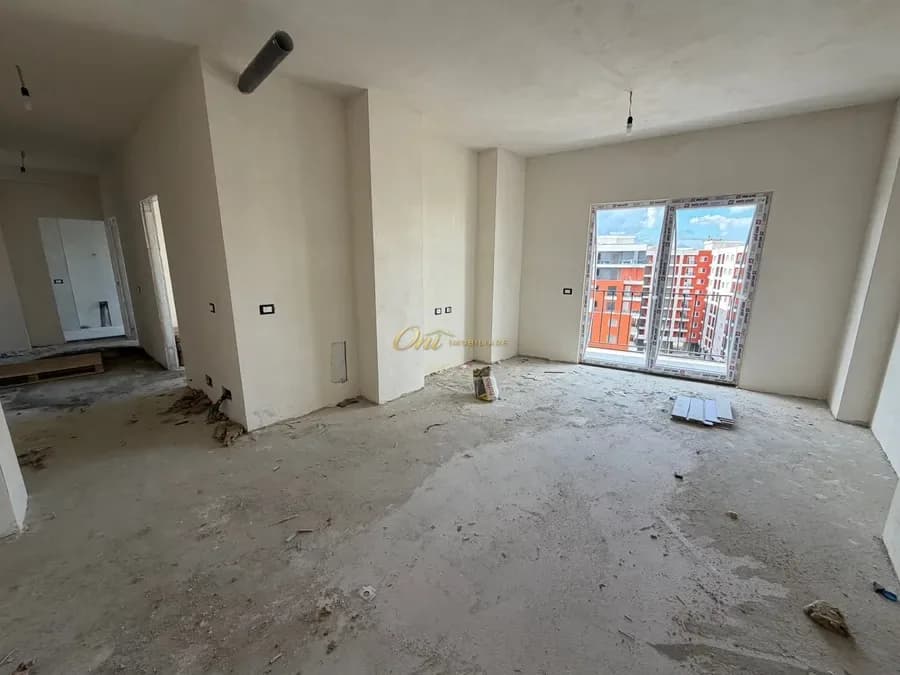 PASKUQAN APARTAMENT PER SHITJE 2+1