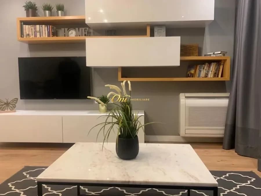 21 DHJETORI, APARTAMENT PER QERA 2+1