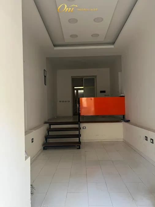 Store to rent Myslym Shyri Str. (Tirana - city)