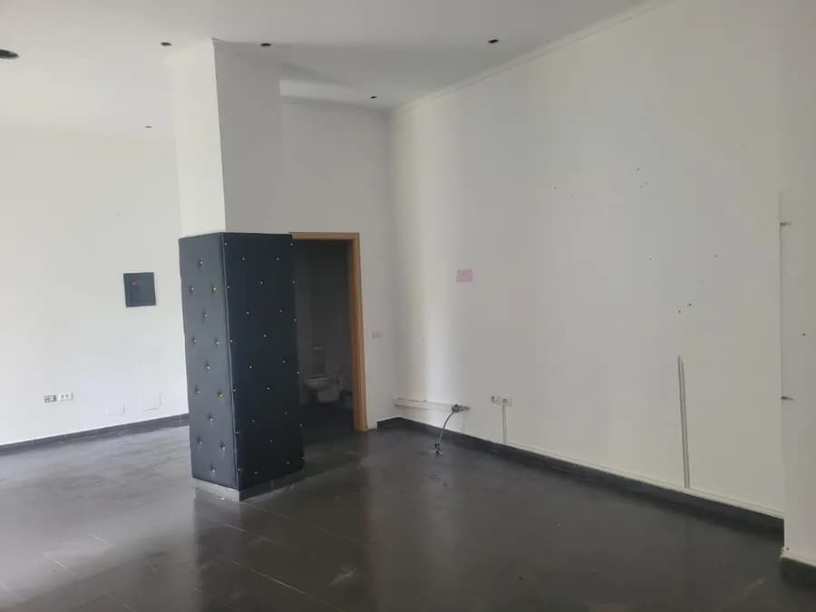 Store to rent Kavaja Str. - 21 Dhjetori (Tirana - city) 3