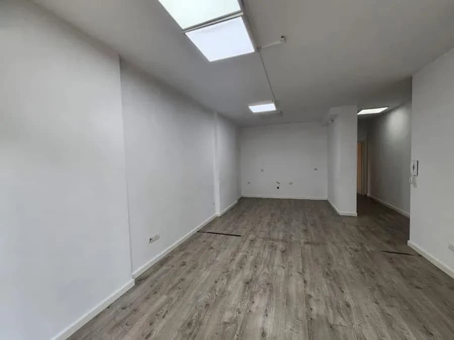 Office to rent Wilson Square (Tirana - city) 4
