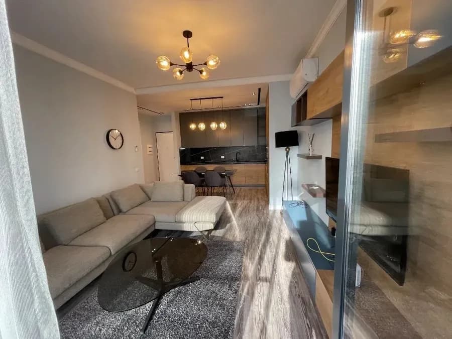 Apartament për qira Tiranë - qyteti