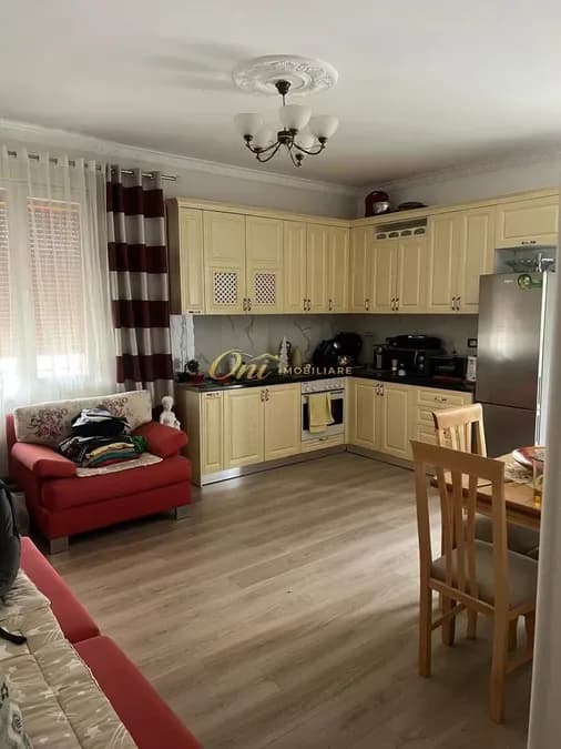 FAKULTETI I MJEKSISE, APARTAMENT PER QERA 1+1