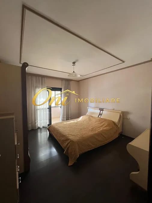 Apartment to rent Komuna e Parisit - Kristal Center (Tirana - city) 2