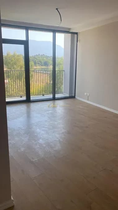 LIQENI ARTIFICIAL AMBIENT ZYRE PER QERA