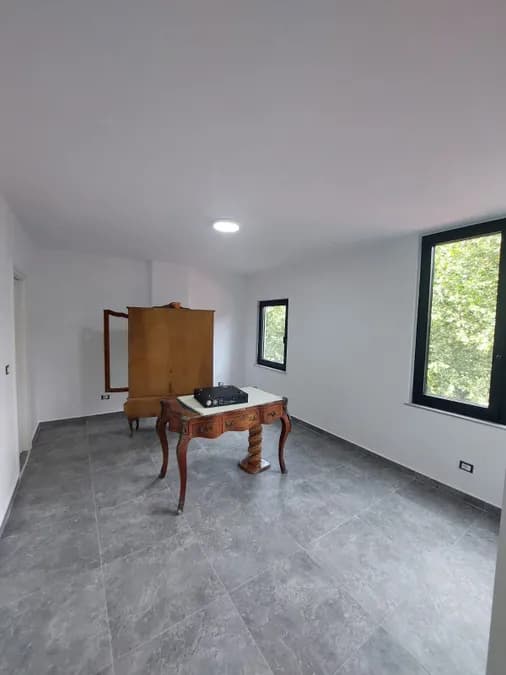 Office to rent Pallati me Shingjeta - Irfan Tomini Str. (Tirana - city) 2
