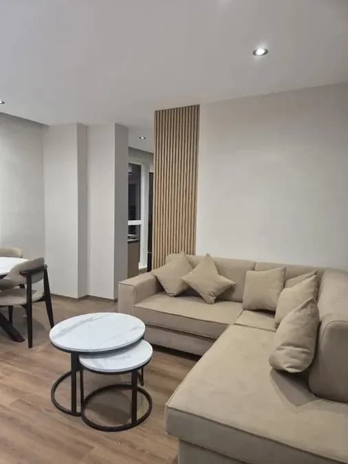 JEPET APARTAMENT ME QERA 1+1, PRANE QSUT