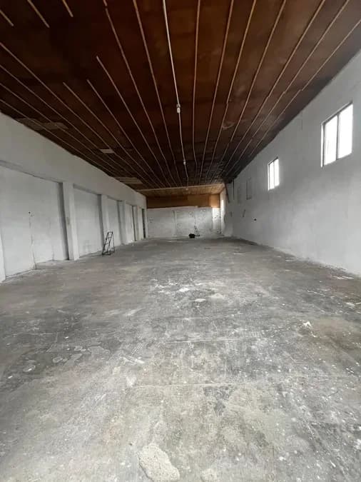 Magazinë për qira Misto Mame - Spitali Amerikan 3 (Tiranë - qyteti)