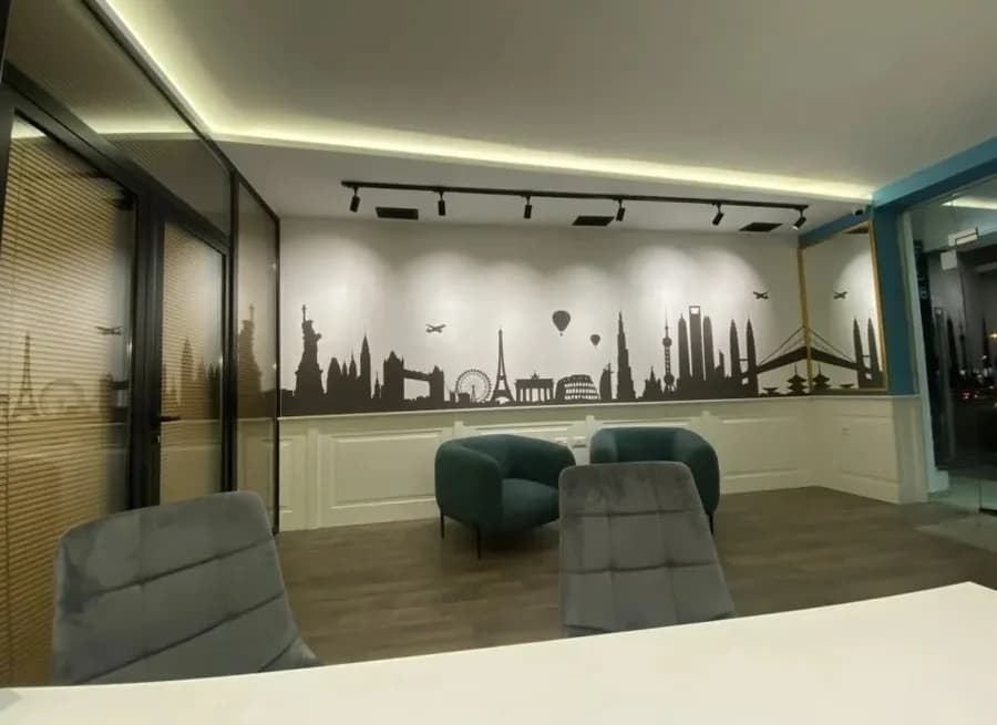 Office to rent Brryli - Xhamlliku (Tirana - city) 2