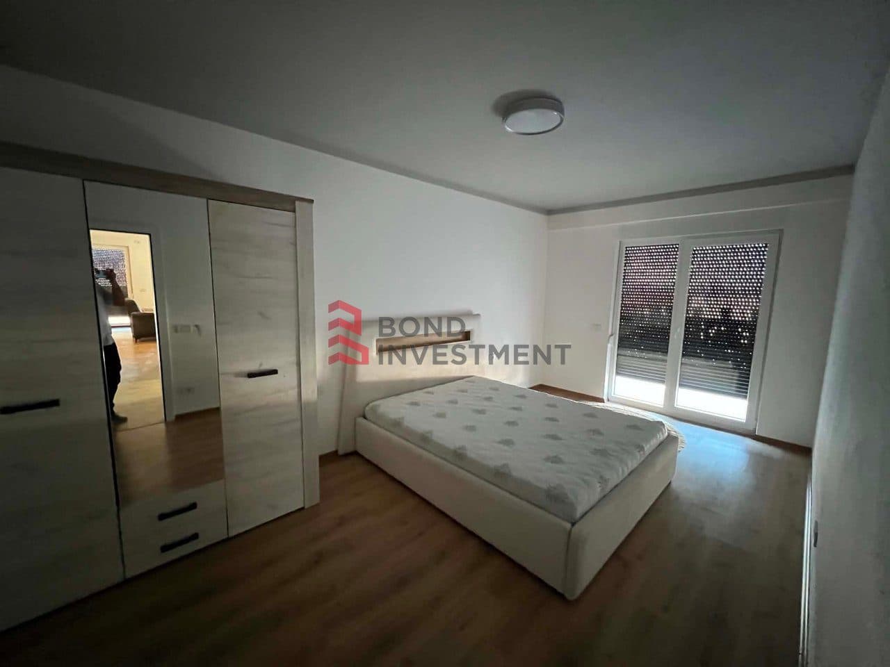 Apartament Modern 1+1 me Qira në Prishtina e Re, 122m² 4