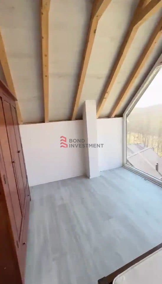 Vilë në shitje në Makresh – 76 m² | 3 Ari Tokë | Mundësi ideale për banim ose investim