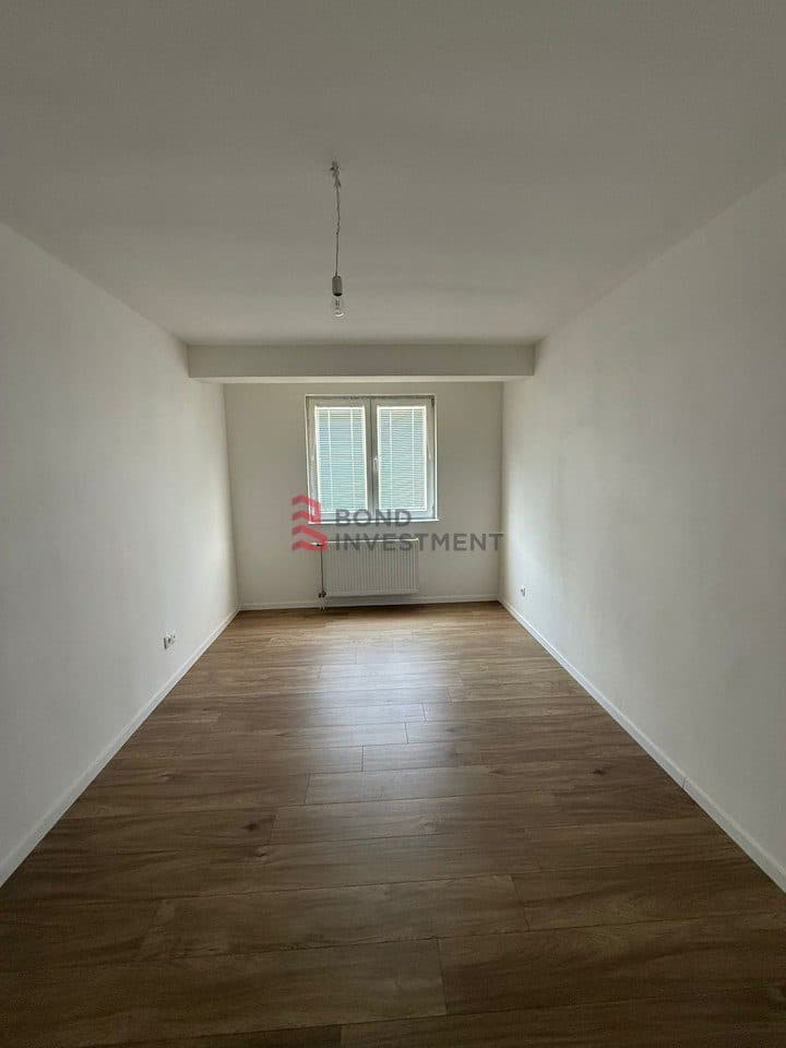 🏢 Banesë me qira / në shitje – Rruga A, Prishtinë 4