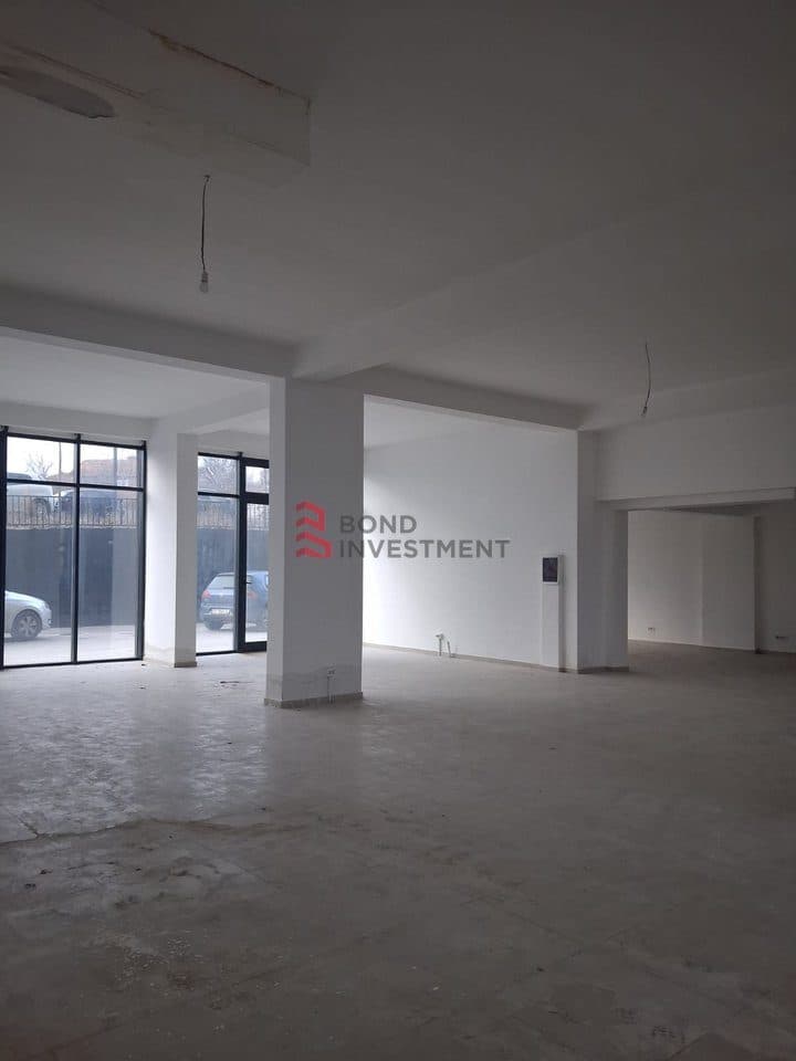 Lokal Me Qira në Arbëria - Dragodan, Prishtinë - 1300€ | 285 m² 3
