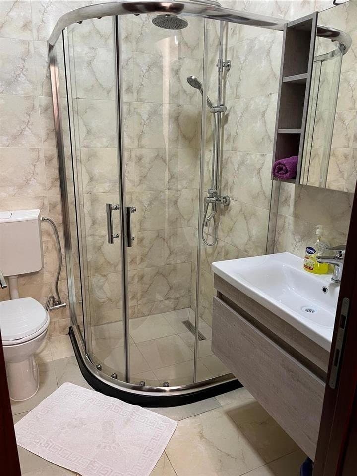 Banes ne shitje ne Emshir 60m2