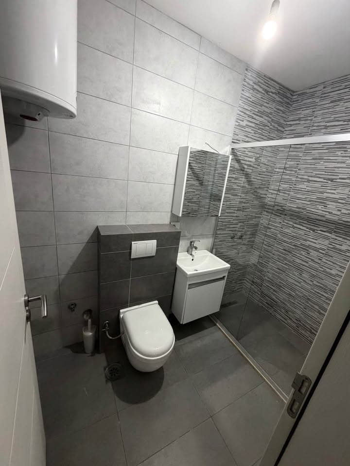 Banesë 90m² në shitje, kati i parë, Prishtinë, Rruga B 4