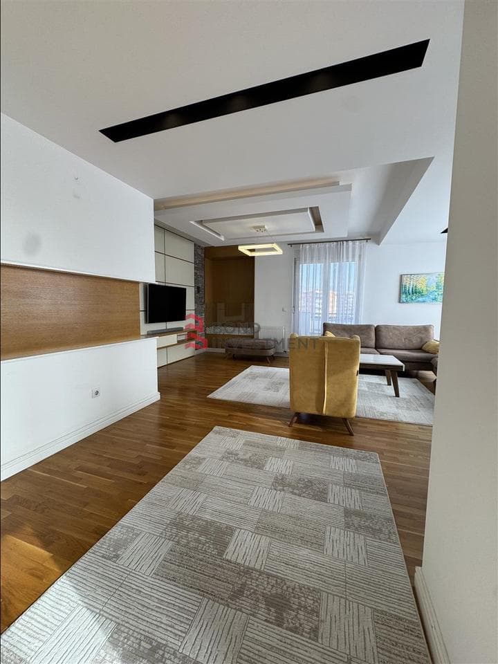 Banesë me qira në Lagjen e Spitalit, Prishtinë 2