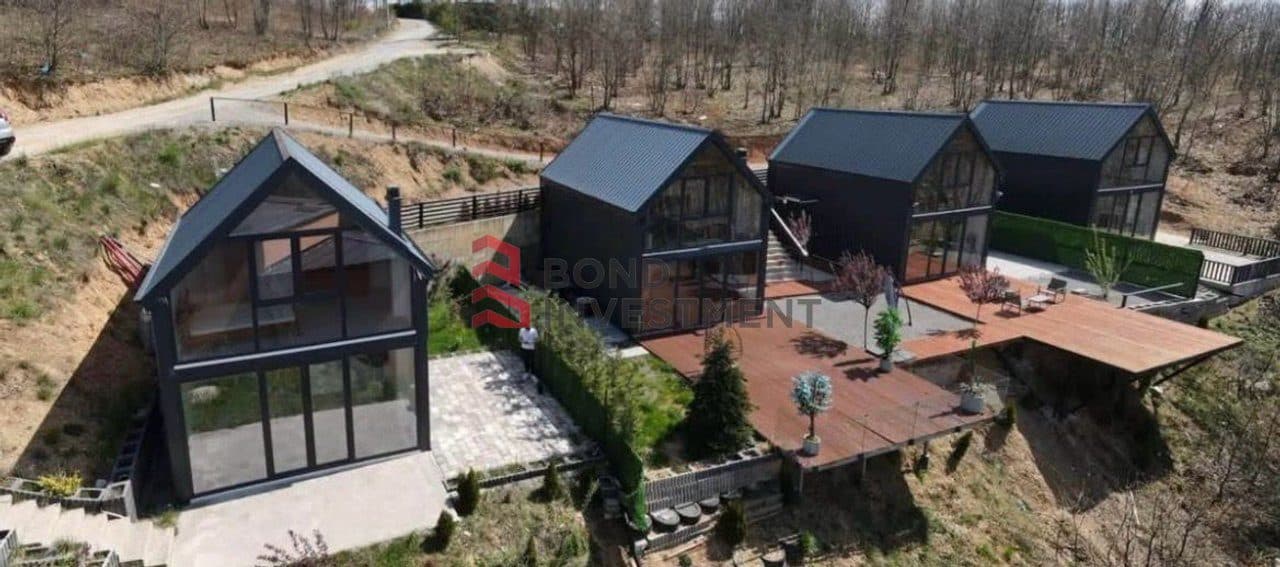 Vilë në shitje në Makresh – 76 m² | 3 Ari Tokë | Mundësi ideale për banim ose investim