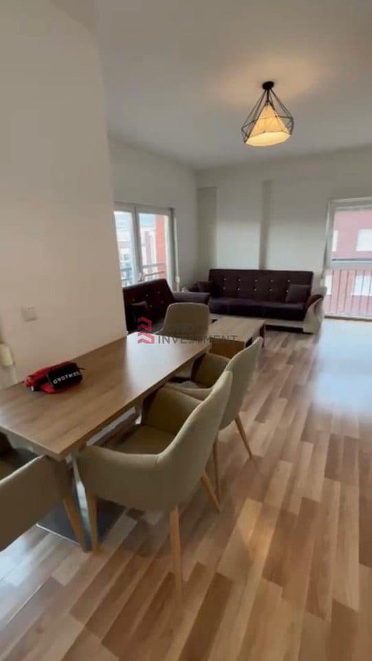 Banesë e mobiluar në shitje – 78 m² | Kati 9 | 2 Dhoma Gjumi | Garazh personale 2