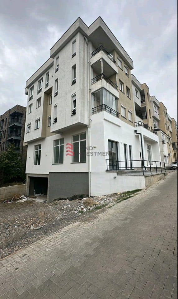 Komercial 1+1 Me Qira në Arbëria - Dragodan, Prishtinë - 500€ | 70 m²